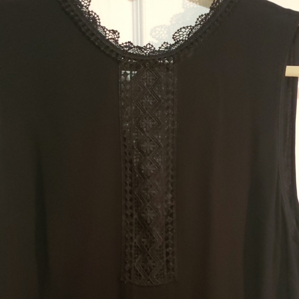 Jumpsuit - Picture 2 of 8
